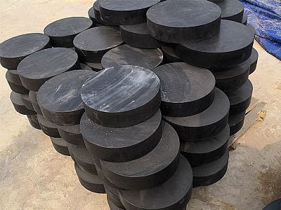 良庆区板式橡胶支座由若干层橡胶片与薄钢板经加压硫化